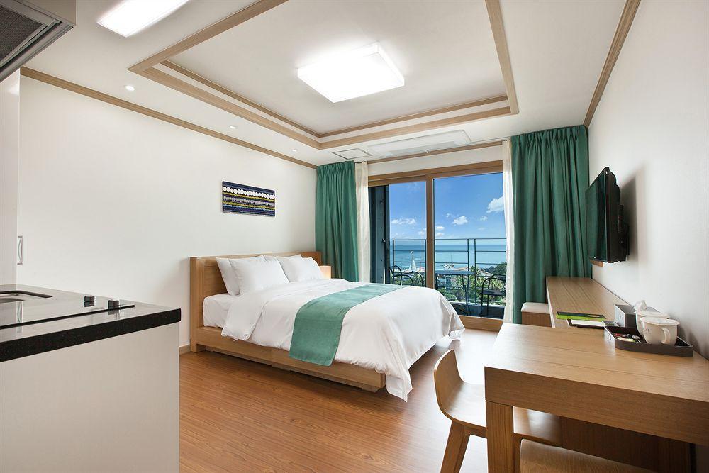Familia Hotel Seogwipo Exterior foto