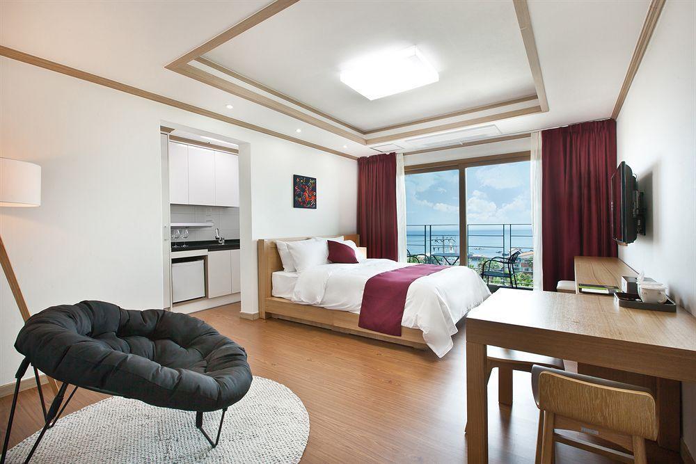 Familia Hotel Seogwipo Exterior foto