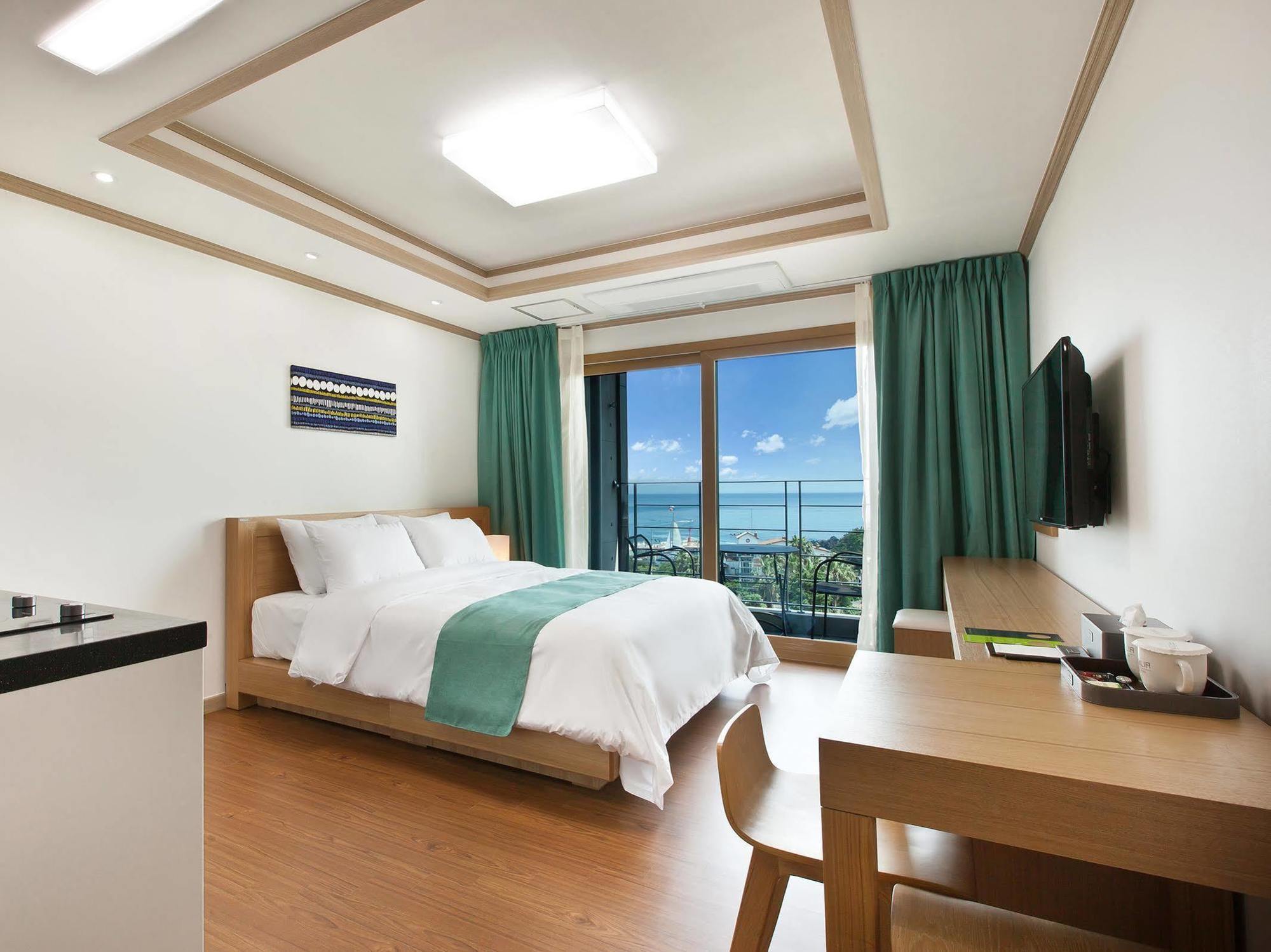 Familia Hotel Seogwipo Exterior foto