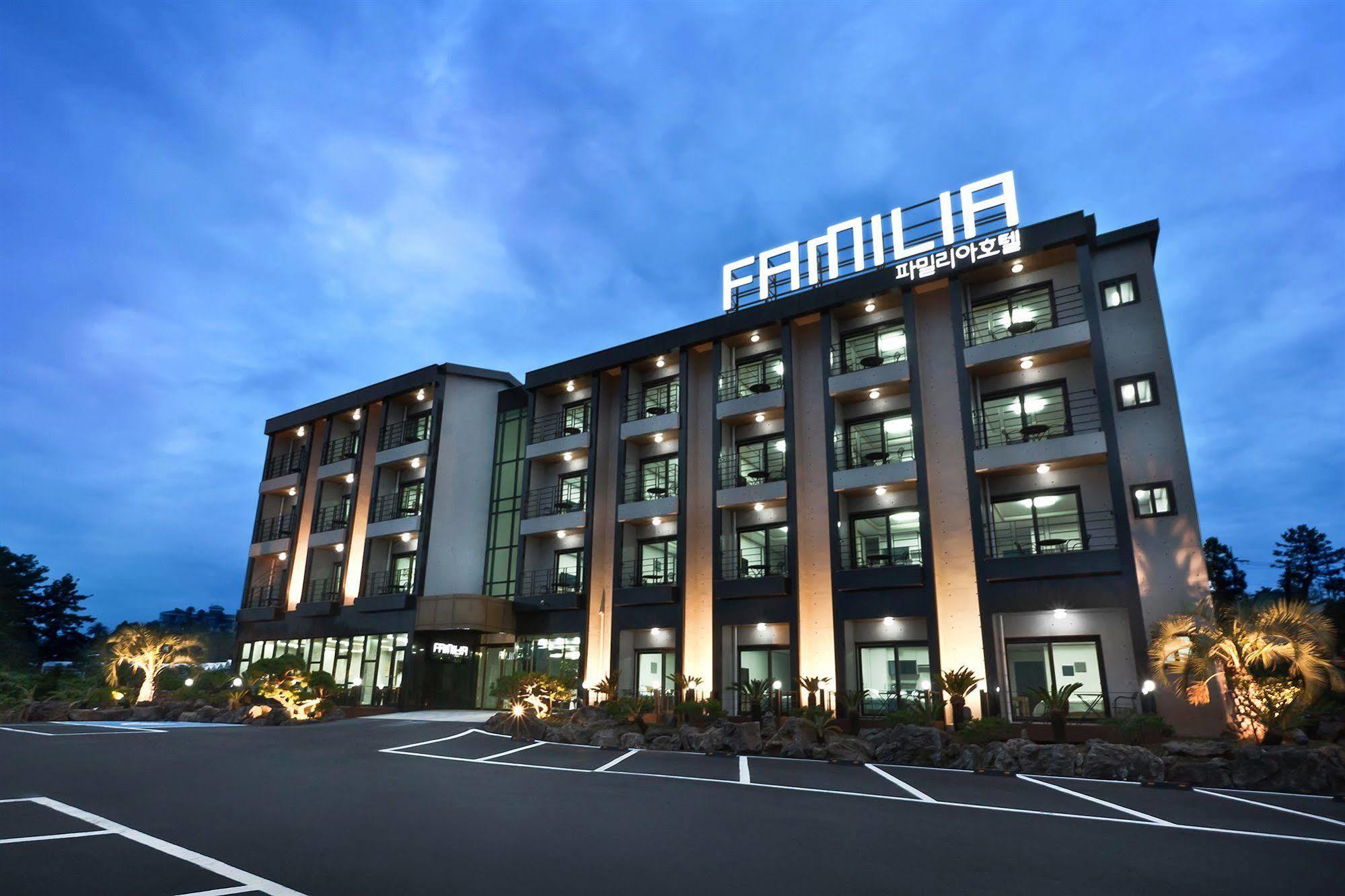 Familia Hotel Seogwipo Exterior foto