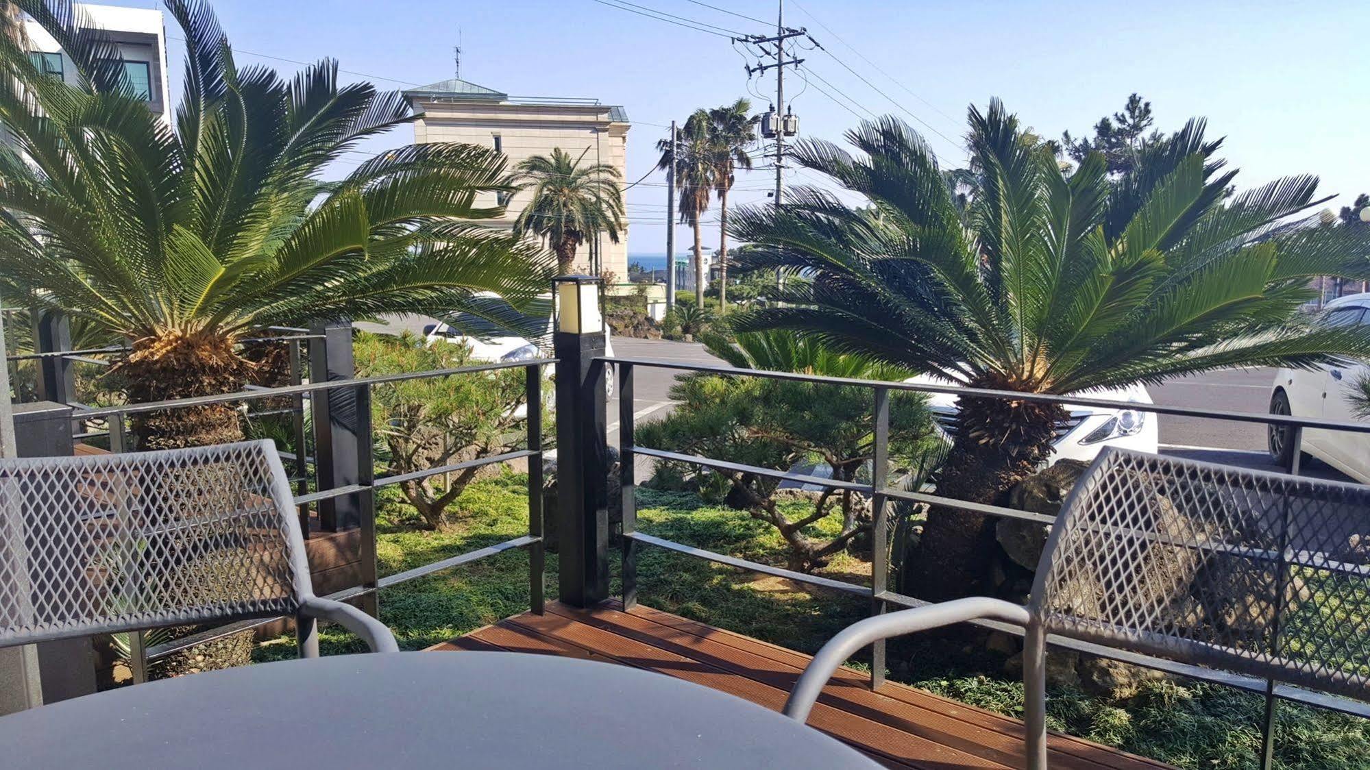 Familia Hotel Seogwipo Exterior foto